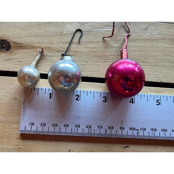 6 vintage mercury glass round Christmas ornaments. Pink/silver. Small. USA? - Picture 4 of 4